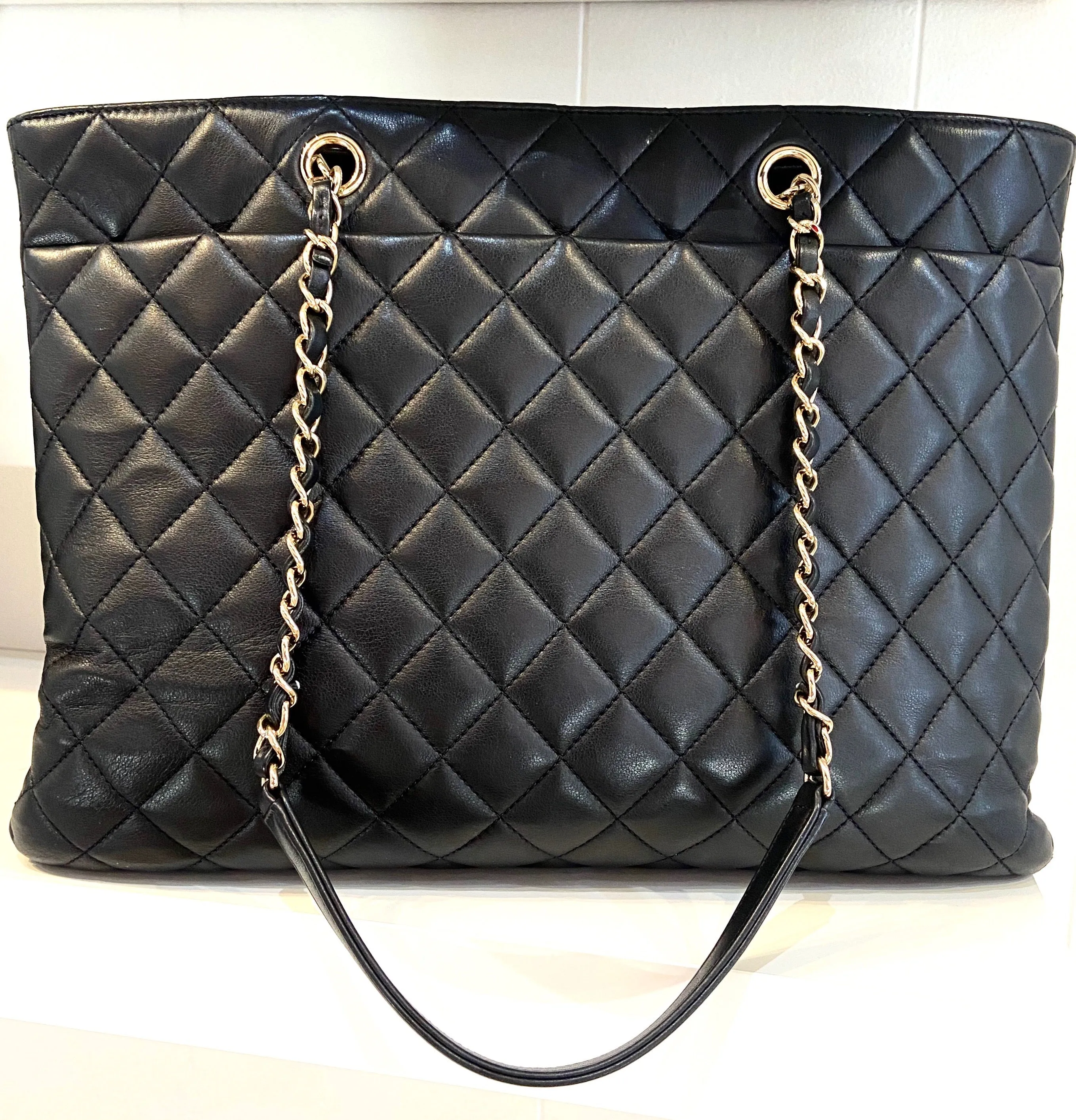 CHANEL QUILTED CALFSKIN TIMELESS TOTE BAG