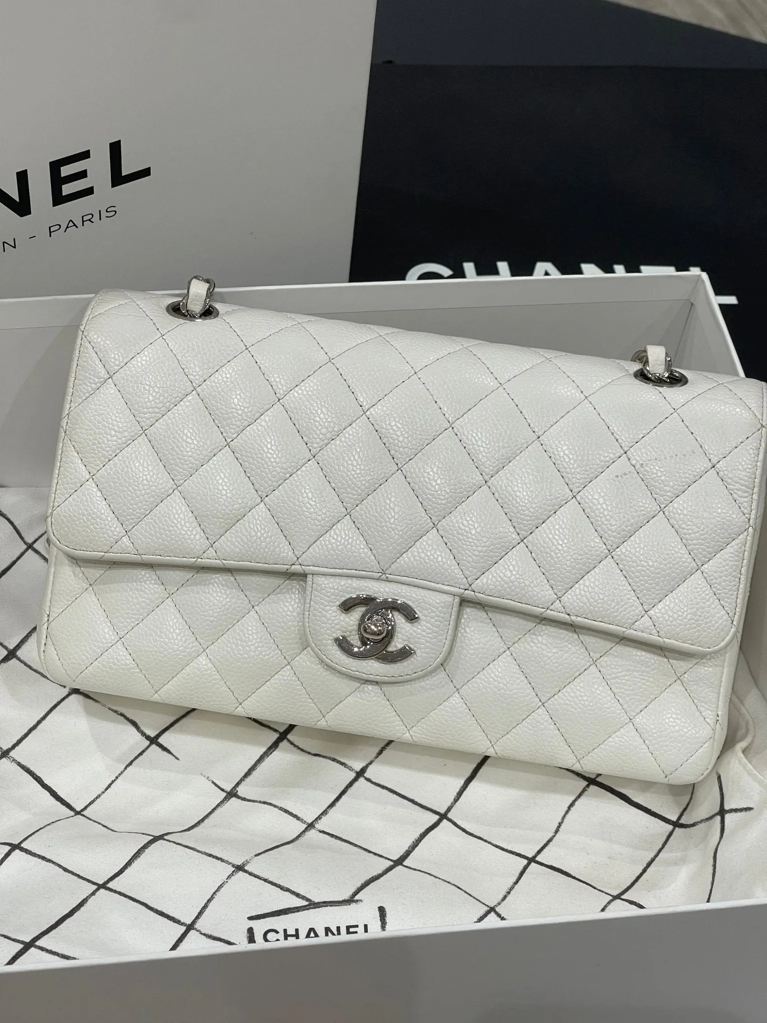 Chanel - Sac Timeless 25